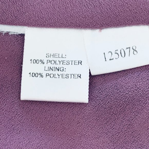 Sassy Skirt w Abstract Flowers - Picture 7 of 7